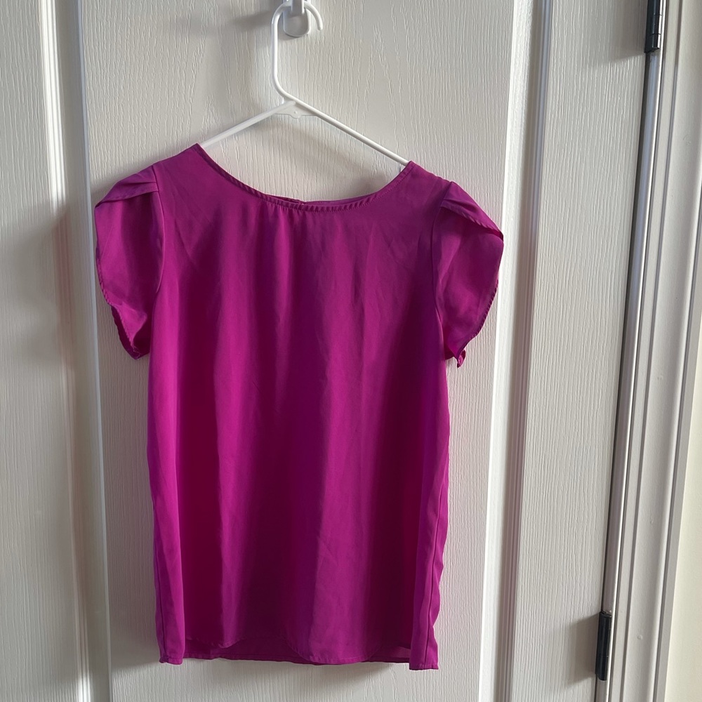 Tacera Blouse | fuchsia | short sleeve | Size PS